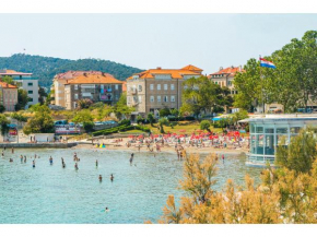 IDRO Studio Apartments directly at the beach